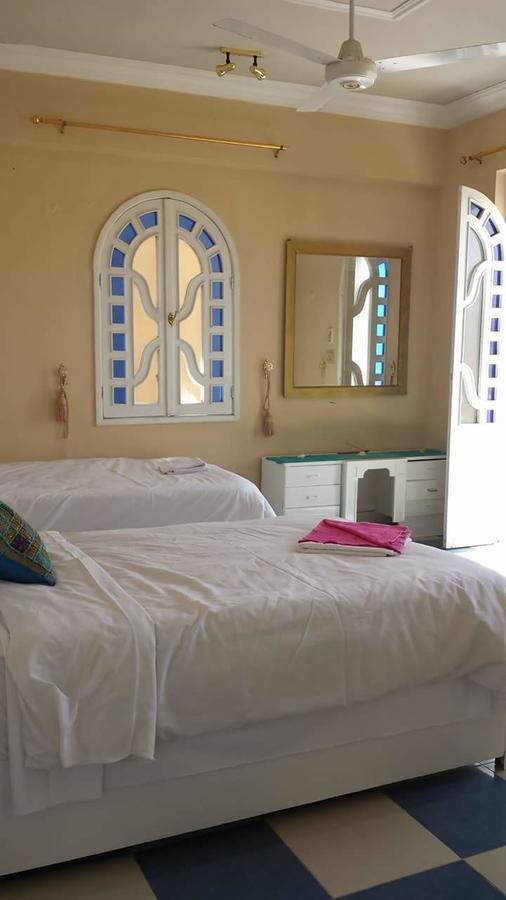 ホテルLuxor Light Retreat エクステリア 写真